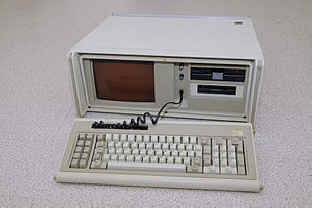 IBM-portable-PC-01.jpg