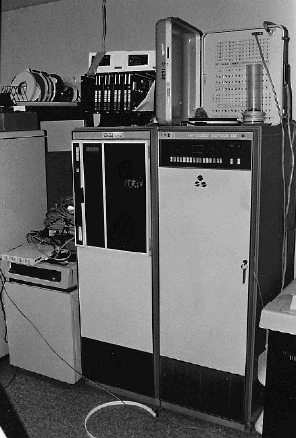 hewlet16_series_3_with_maint_panel.gif (199527 bytes)